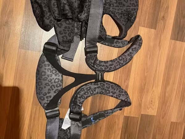 BabyBjörn uşaq daşıyıcısı – mesh/parça kombinli, nəfəsalan material -