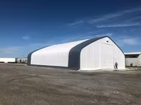 Промышленный шатер 18,3 x 36,6 x 3,6 (7,6) m / Промышленный зал — الصورة 5