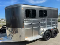 2027 Maverick Trailers Maverick Lite Deluxe 2 Horse * Great Options * Well Built Bumper Pull Horse Trailer — photo 1