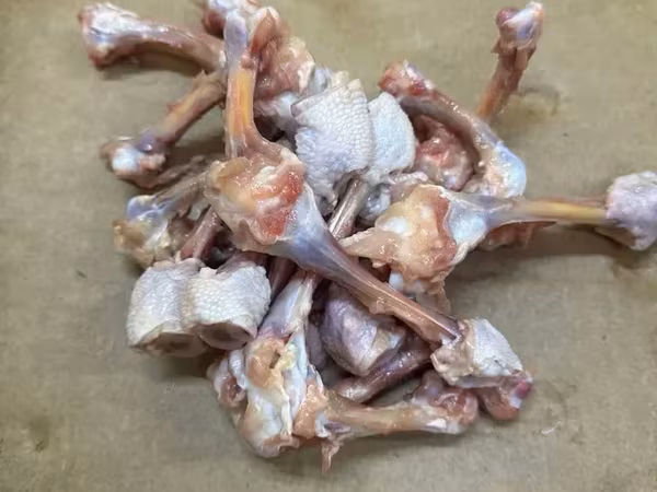 Հավի ոսկոր լուլա եվ մեջք