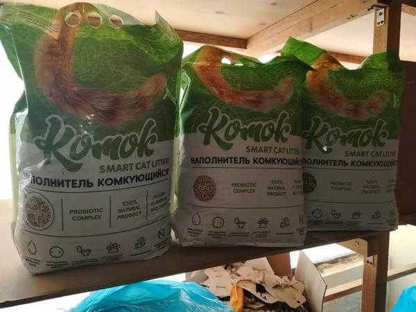 Komok Smart Cat Litter – topuqlanan pişik tualet doldurucusu - Növ